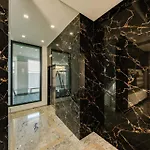 Maison 46 Luxury Apartman *