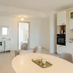Maison 46 Luxury Apartman *